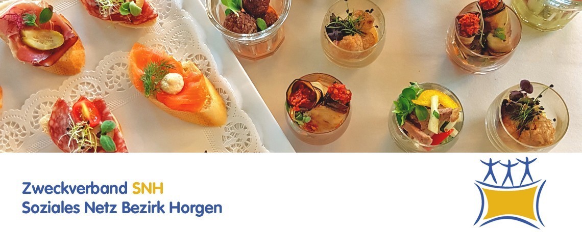 Gruppenleitung im Café Barrière, 3. Bild